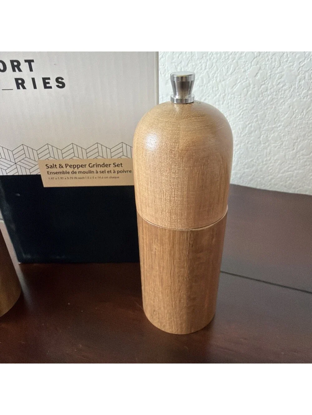 Short Stories Wooden Salt And Pepper Grinder Set.